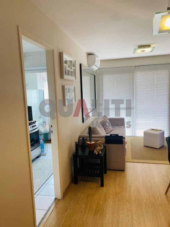 Apartamento de 1 dormitório, 1 suíte, totalmente mobiliado, para Venda em Moema
