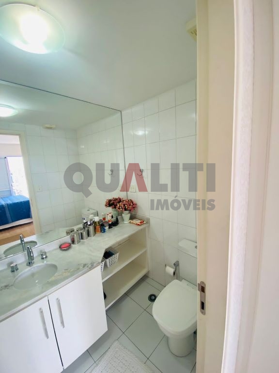 Apartamento de 1 dormitório, 1 suíte, totalmente mobiliado, para Venda em Moema