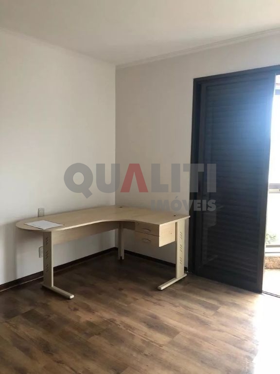 Apartamento 1 por andar, com 3 suítes para venda no Campo Belo São Paulo.