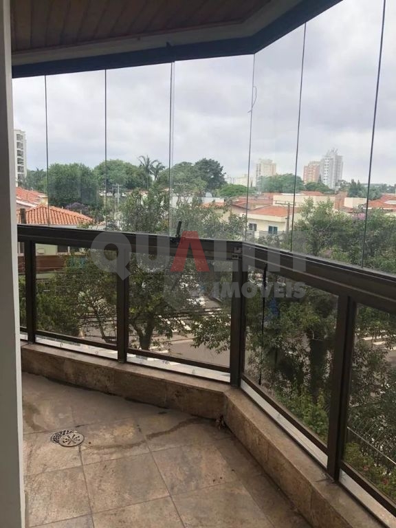 Apartamento 1 por andar, com 3 suítes para venda no Campo Belo São Paulo.