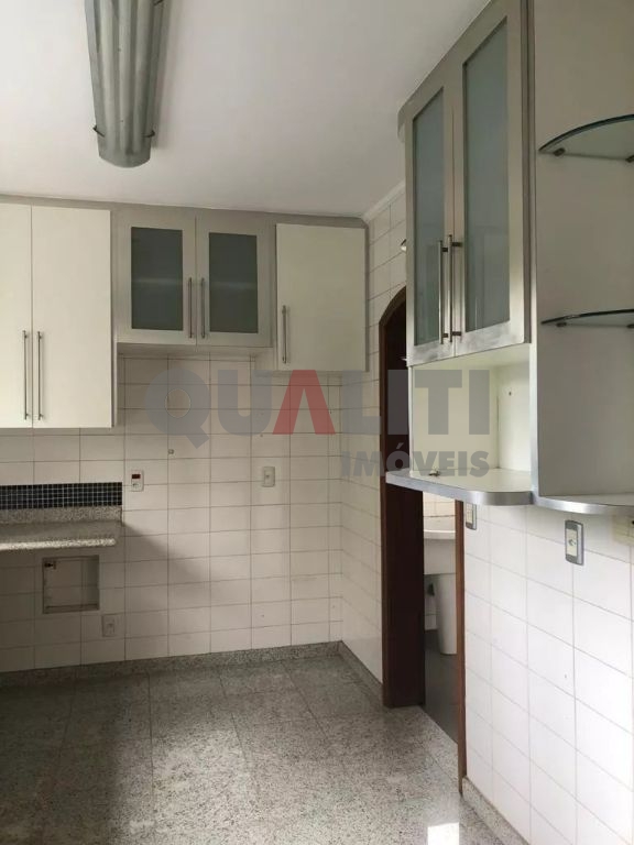 Apartamento 1 por andar, com 3 suítes para venda no Campo Belo São Paulo.
