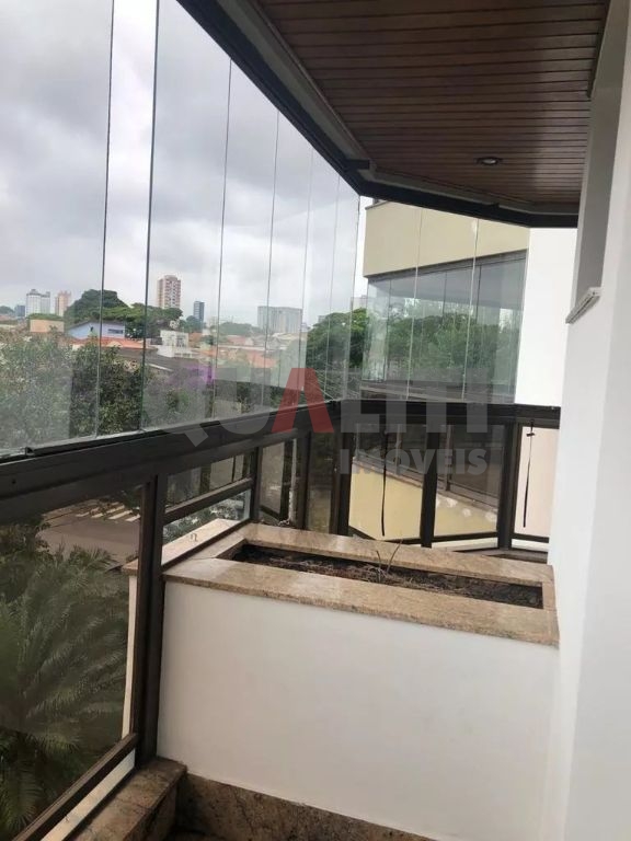 Apartamento 1 por andar, com 3 suítes para venda no Campo Belo São Paulo.