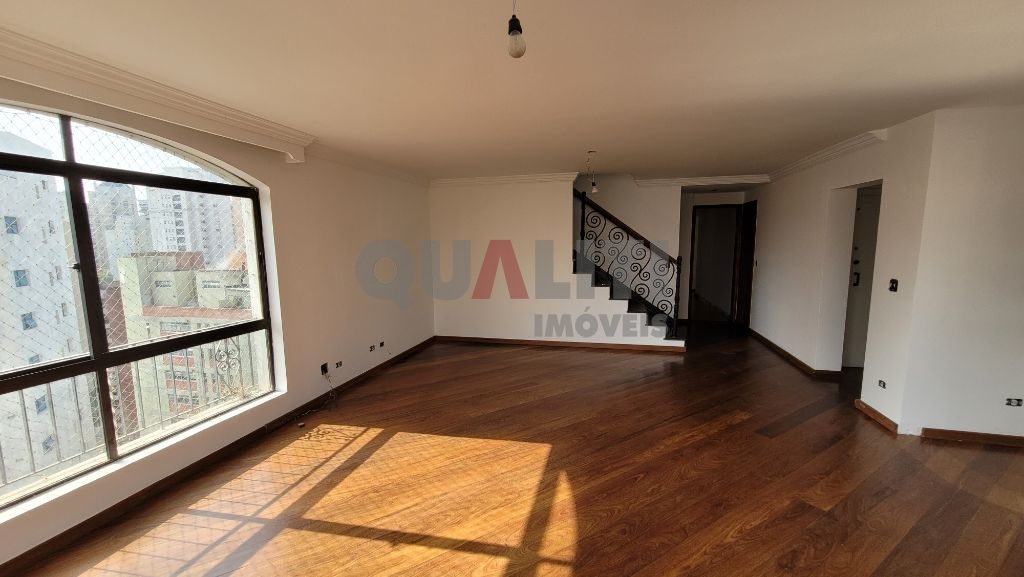 Cobertura para Venda com 360 m², 4 dormitórios, 4 suítes e 4 vagas em Moema Pássaros