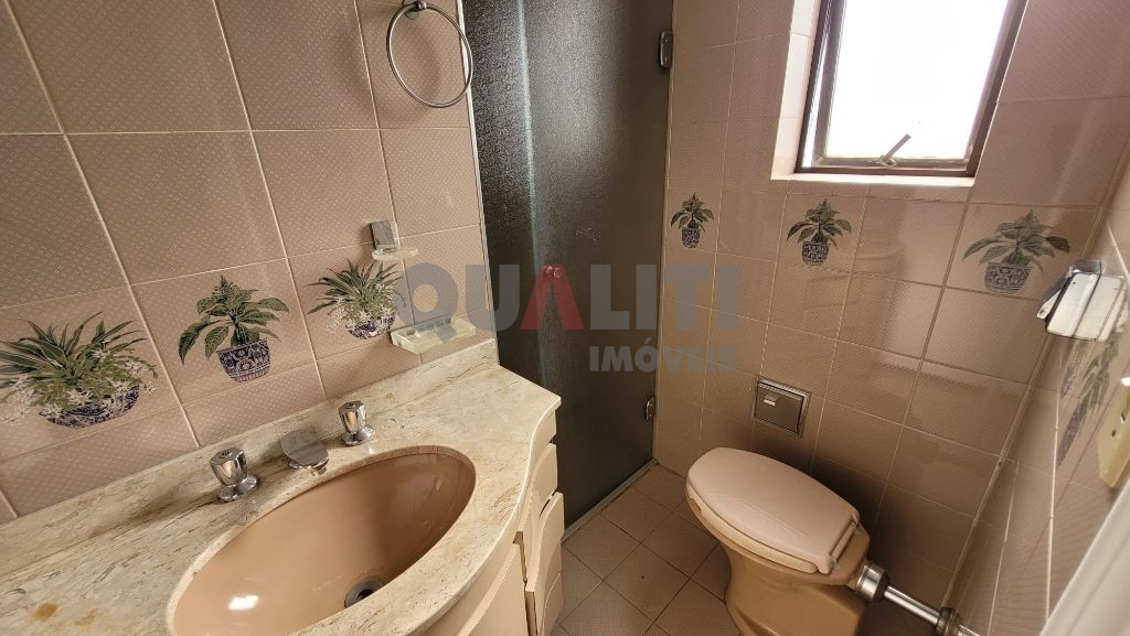 Cobertura para Venda com 360 m², 4 dormitórios, 4 suítes e 4 vagas em Moema Pássaros