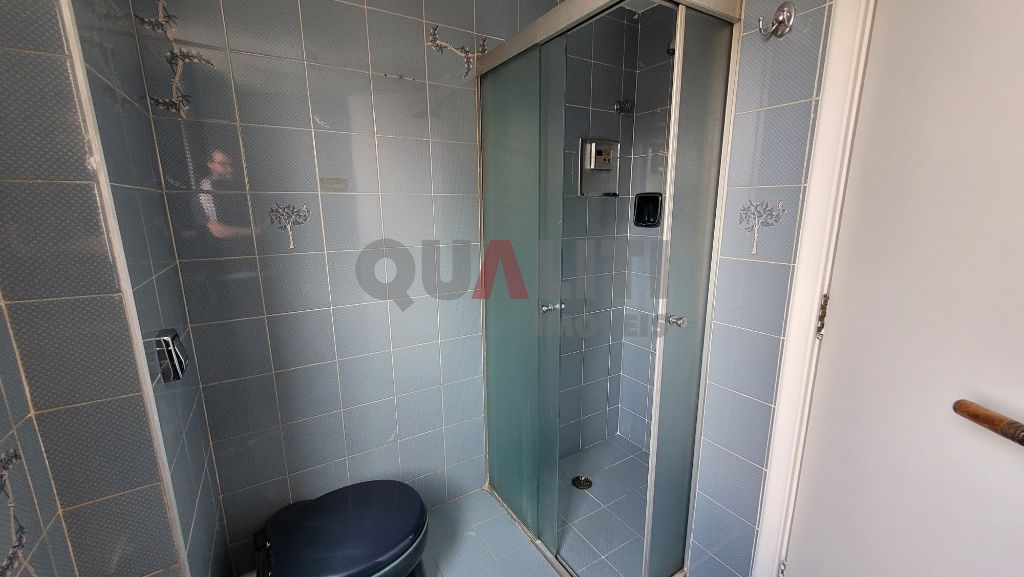 Cobertura para Venda com 360 m², 4 dormitórios, 4 suítes e 4 vagas em Moema Pássaros