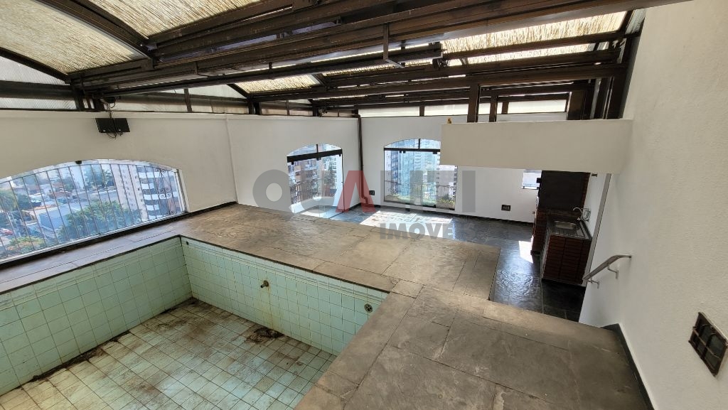 Cobertura para Venda com 360 m², 4 dormitórios, 4 suítes e 4 vagas em Moema Pássaros