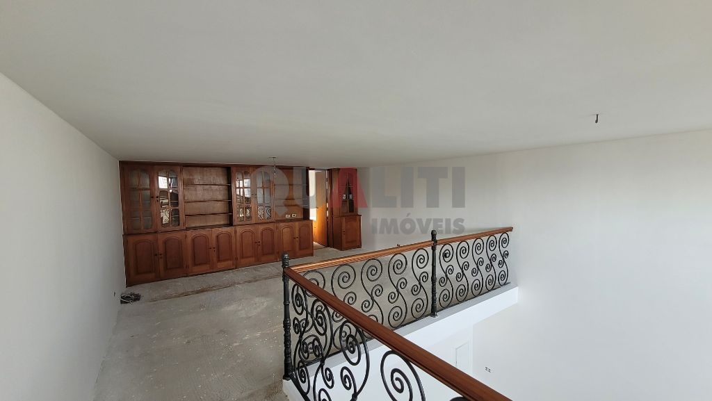 Cobertura para Venda com 360 m², 4 dormitórios, 4 suítes e 4 vagas em Moema Pássaros