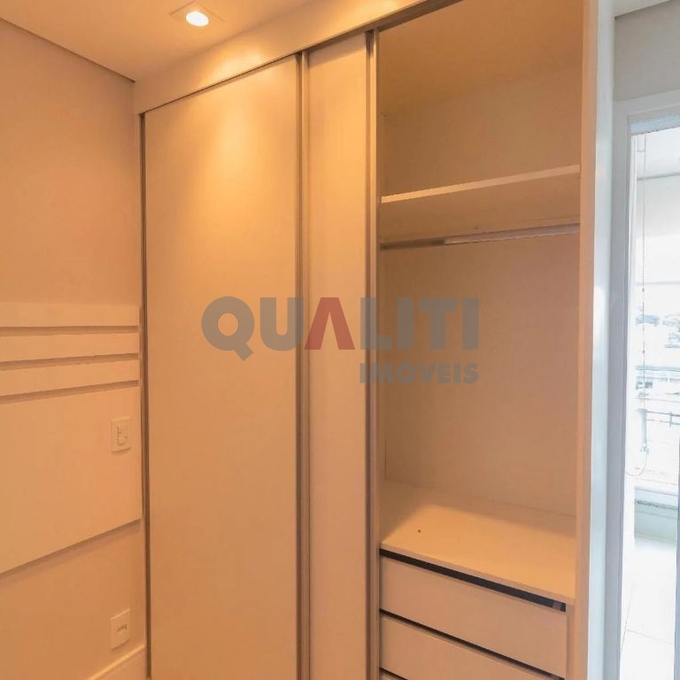 Apartamento com 1 suíte à venda em Campo Belo São Paulo.