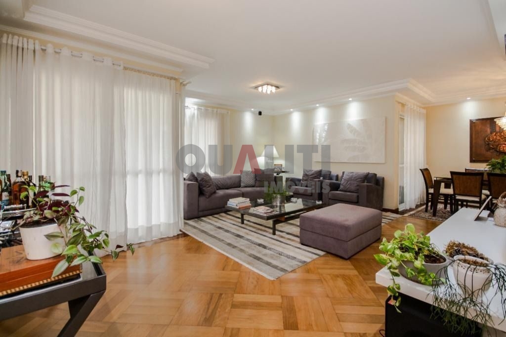 Apartamento alto padrão para venda em Moema, Edifício moderno fora da rota com 195 m², 4 dormitórios, 3 vagas, lazer completo, oportunidade!!