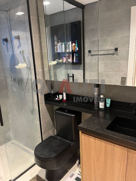 Apartamento com 3 suítes que acabou de ser entregue, à venda em Moema Indios.