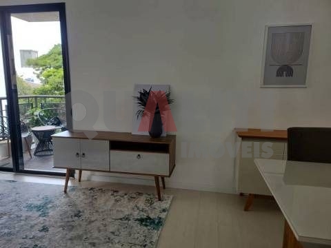 Apartamento com 2 dormitórios sendo 1 suíte para venda na Vila Olímpia