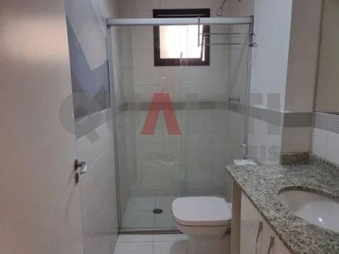 Apartamento com 2 dormitórios sendo 1 suíte para venda na Vila Olímpia
