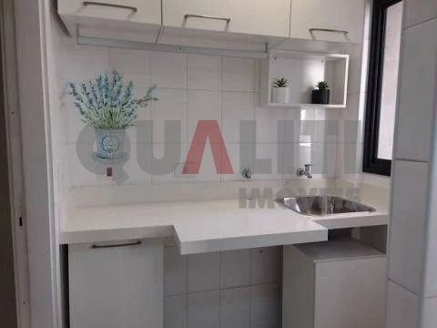 Apartamento com 2 dormitórios sendo 1 suíte para venda na Vila Olímpia