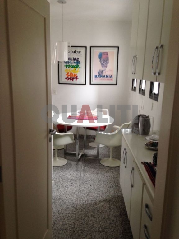 Apartamento alto padrão para venda ou locação em Moema, edifício moderno fora da rota com 160 m², 3 suítes, 3 vagas, terraço, lazer completo, oportunidade!!