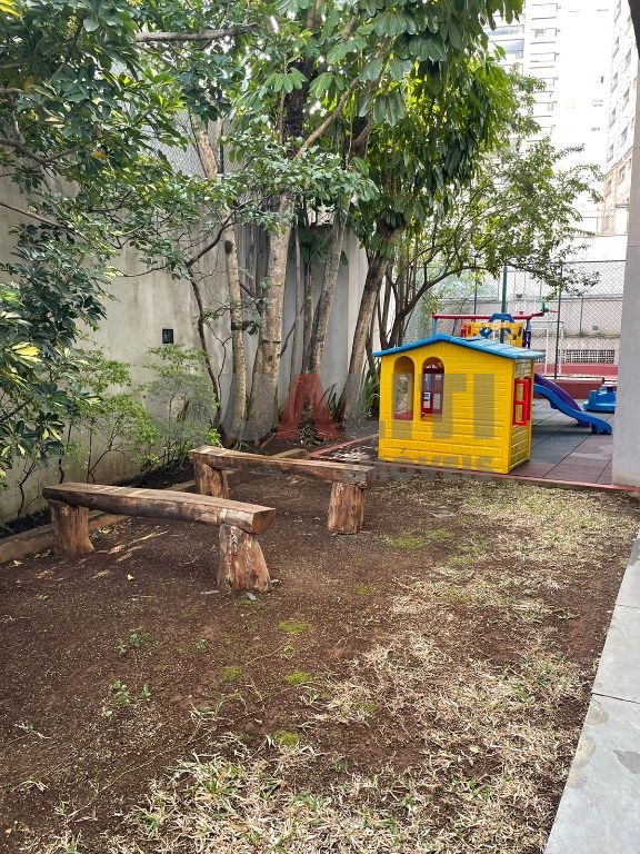 Apartamento para Venda com 3 dormitórios e 1 suíte na Vila Nova Conceição.