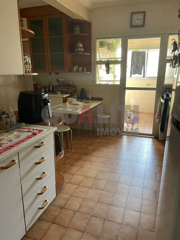 Apartamento para Venda com 3 dormitórios e 1 suíte na Vila Nova Conceição.