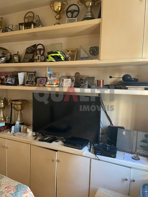 Apartamento para Venda com 3 dormitórios e 1 suíte na Vila Nova Conceição.