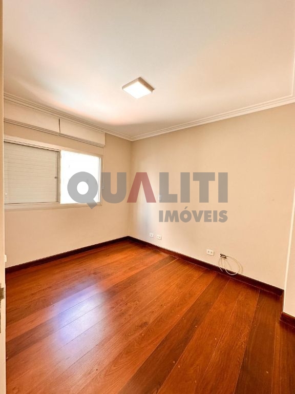 Apartamento com 2 dormitórios reformado, para venda em Moema Índios