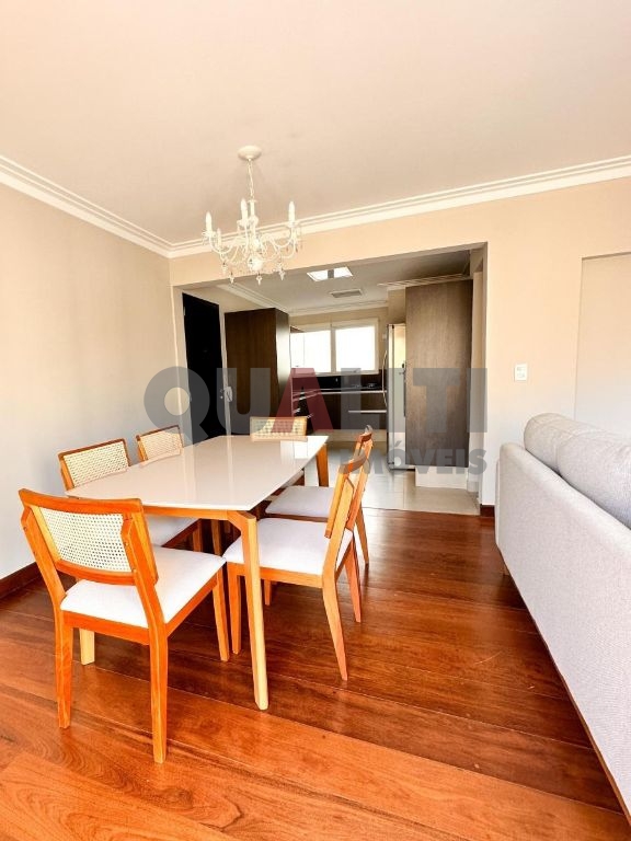 Apartamento com 2 dormitórios reformado, para venda em Moema Índios