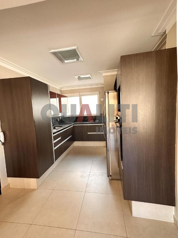 Apartamento com 2 dormitórios reformado, para venda em Moema Índios