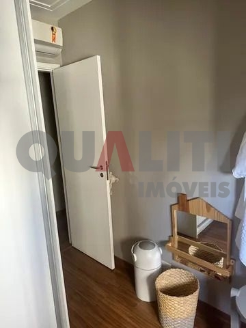 Apartamento com 120 m², living ampliado, varanda gourmet ampla, 3 dormitórios para venda, condomínio muito procurado na Vila Olímpia