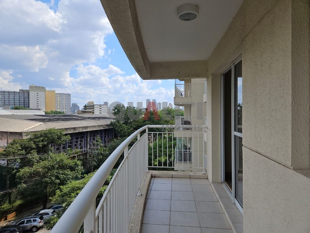 Apartamento com 2 dormitórios, 1 suíte, para venda e locação ao lado do Parque Ibirapuera.