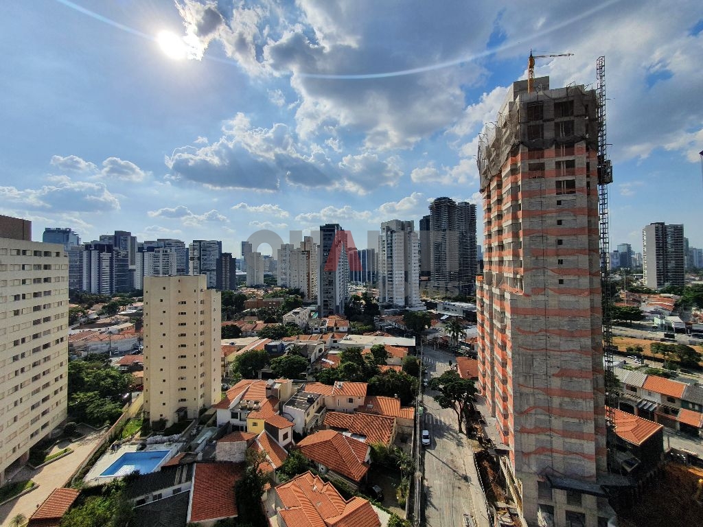 Apartamento à venda com 84m², 2 quartos, 1 suíte, closet, 1 vaga no Bairro de Santo Amaro.