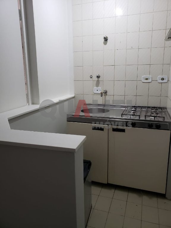 Apartamento semi-mobiliado para locação em moema, próximo ao