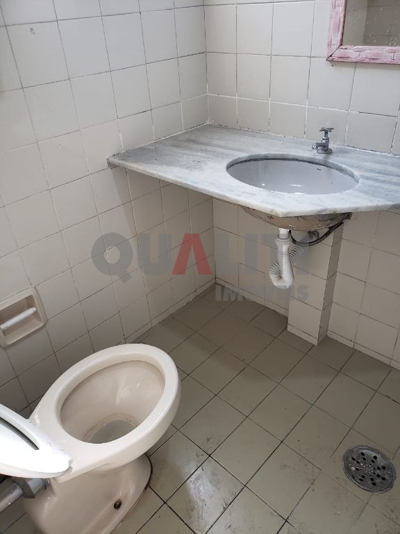 Apartamento semi-mobiliado para locação em moema, próximo ao