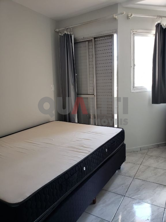 Apartamento semi-mobiliado para locação em moema, próximo ao