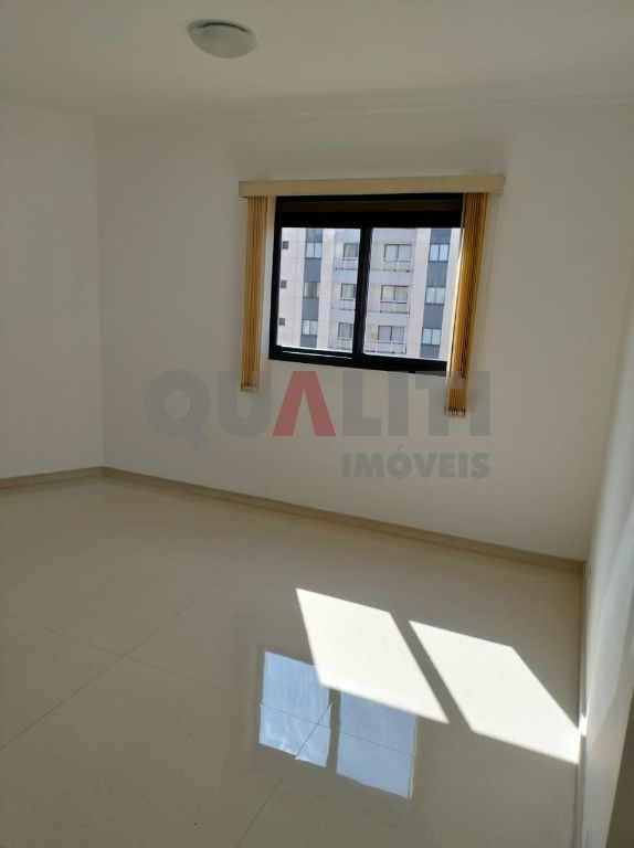Apartamento para venda em Moema, excelente localização próximo do Metrô e do Shopping, com 1 dormitório, 1 vaga e lazer, oportunidade!
