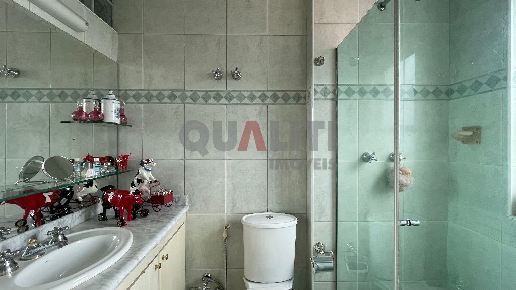 Apartamento alto padrão para Locação, com 222 m², 3 quartos, 3 suítes, 2 vagas no Jardim Paulistano