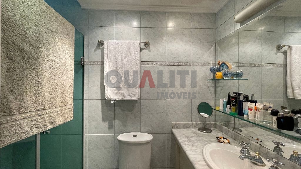 Apartamento alto padrão para Locação, com 222 m², 3 quartos, 3 suítes, 2 vagas no Jardim Paulistano