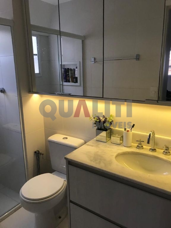 Apartamento para Venda, 64 m², 2 quartos, 2 banheiros, 1 vaga na Vila Olímpia