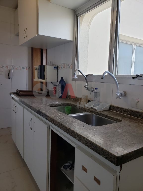 Apartamento locação em Moema com 93 m², 3 dormitórios sendo 1 suíte, 2 vagas, terraço, andar alto, lazer, oportunidade!!