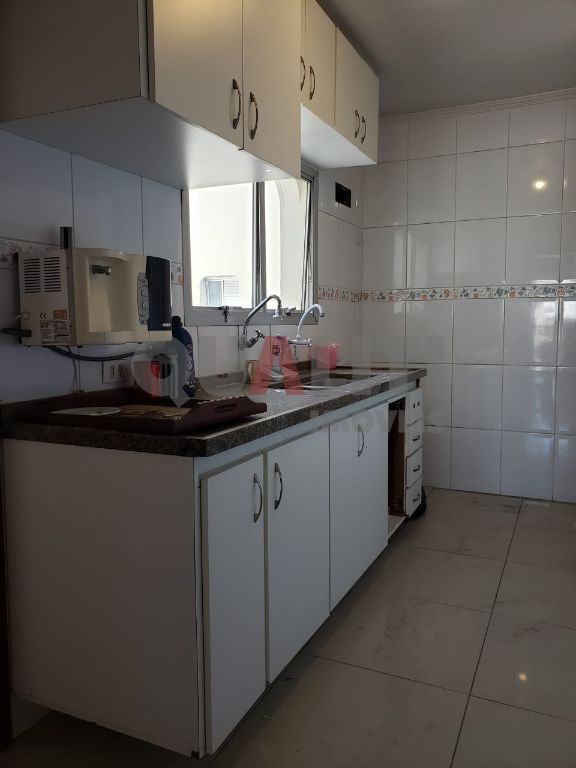 Apartamento locação em Moema com 93 m², 3 dormitórios sendo 1 suíte, 2 vagas, terraço, andar alto, lazer, oportunidade!!
