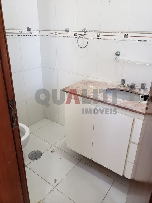 Apartamento locação em Moema com 93 m², 3 dormitórios sendo 1 suíte, 2 vagas, terraço, andar alto, lazer, oportunidade!!