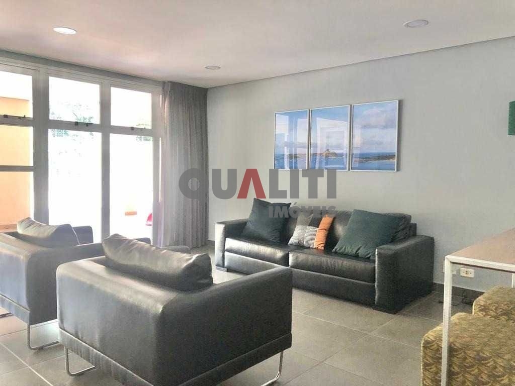 Apartamento para venda todo reformado com 80m², 2 quartos, 1 suíte e 2 vagas em Moema Índios