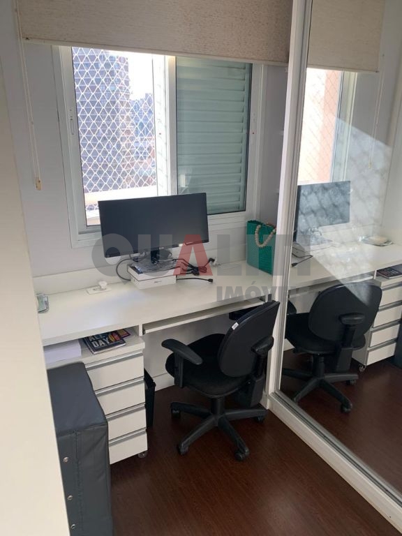 Apartamento para venda todo reformado com 80m², 2 quartos, 1 suíte e 2 vagas em Moema Índios