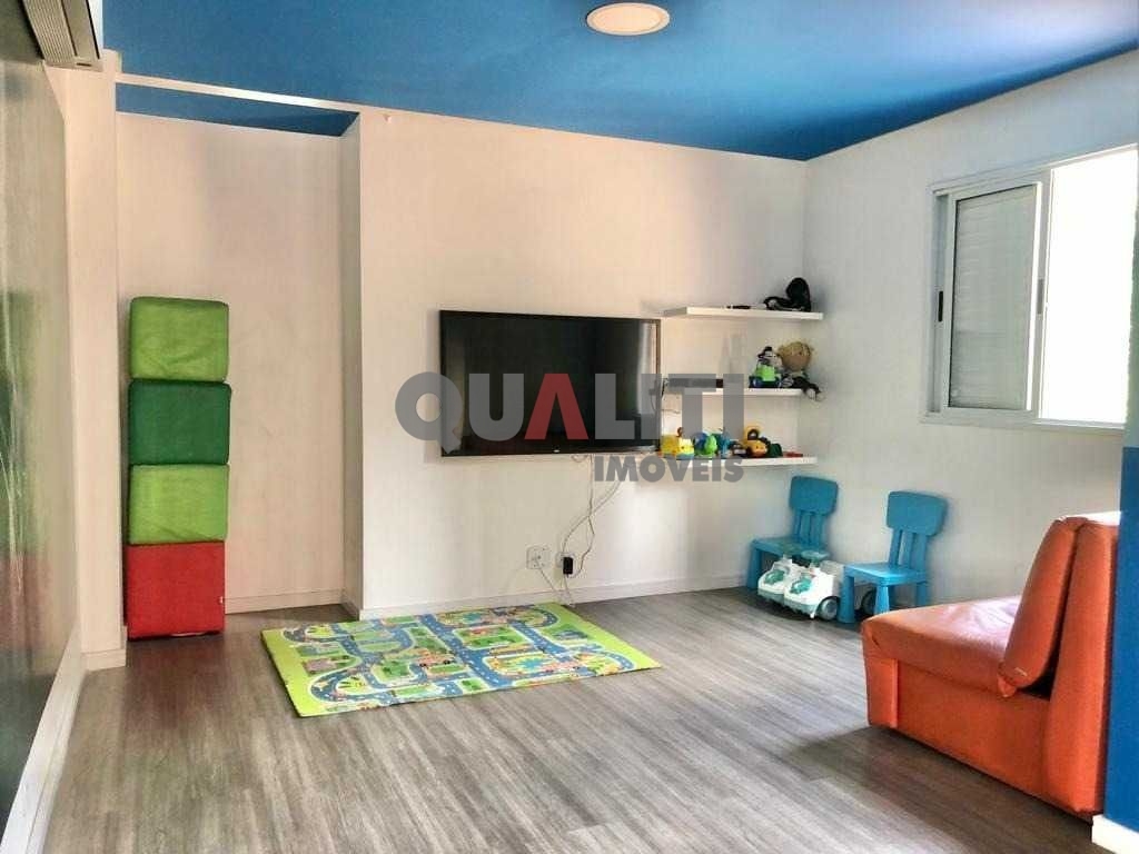 Apartamento para venda todo reformado com 80m², 2 quartos, 1 suíte e 2 vagas em Moema Índios
