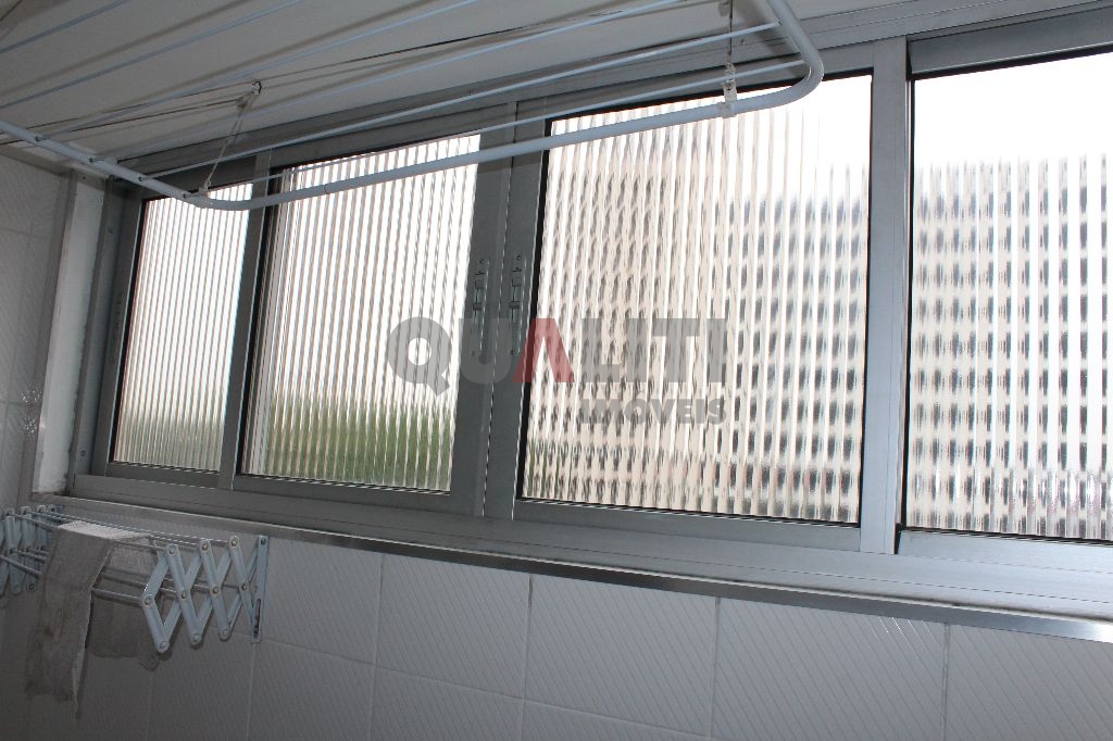 Apartamento com 74 m², 2 dormitorios para locação em Moema Índios