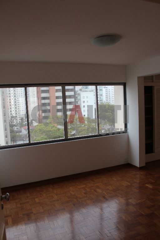 Apartamento com 74 m², 2 dormitorios para locação em moema í