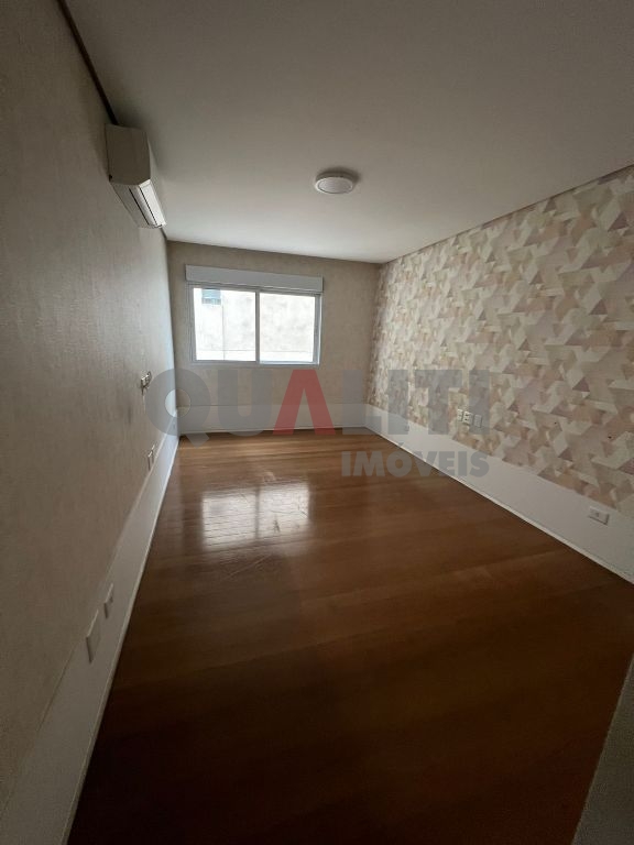 Excelente apartamento no Jardim Paulista para Venda com 251m², 3 quartos, suíte master, closet e 2 vagas de garagem.