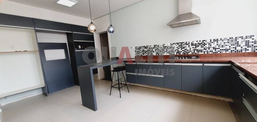 Excelente apartamento no Jardim Paulista para Venda com 251m², 3 quartos, suíte master, closet e 2 vagas de garagem.