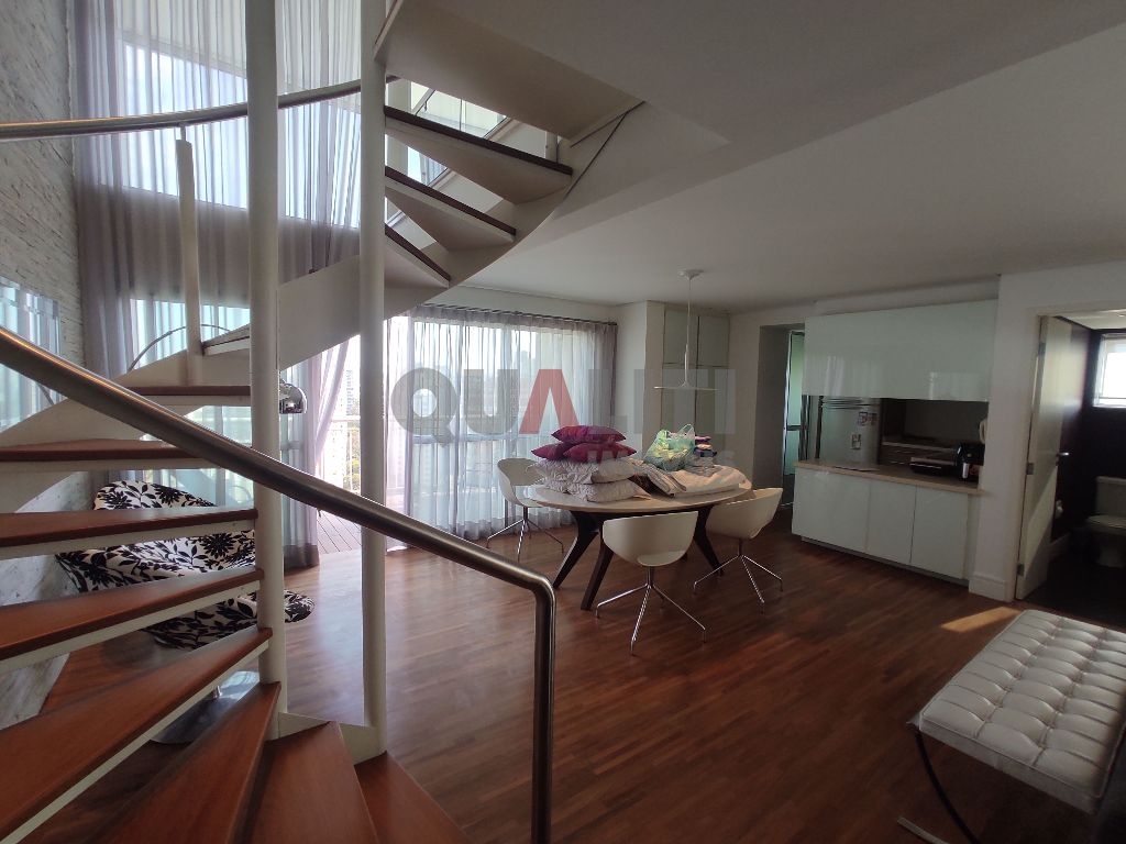 Apartamento mobiliado para locação com 104 m² em Moema próximo ao Parque Ibirapuera