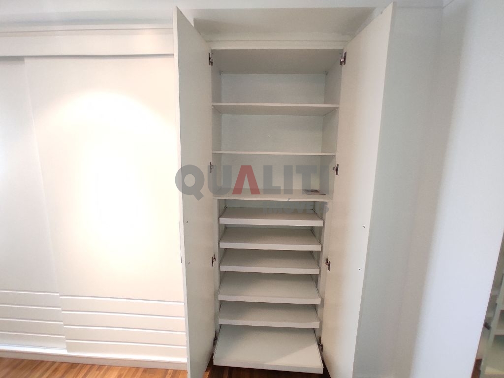 Apartamento mobiliado para locação com 104 m² em Moema próximo ao Parque Ibirapuera
