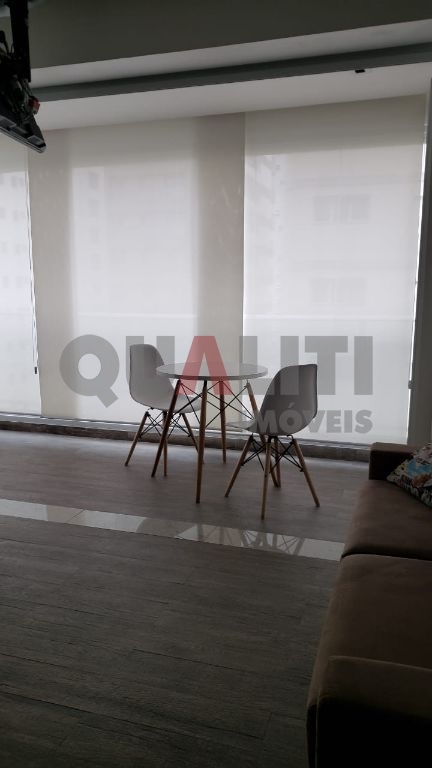 Apartamento mobiliado moderno no Brooklin Novo, com 1 dormitório, 1 vaga de garagem, depósito e lazer completo.