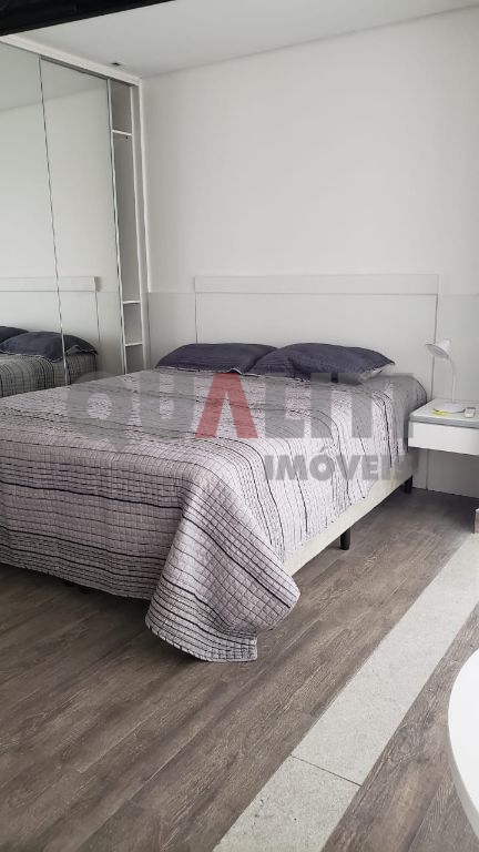 Apartamento mobiliado moderno no Brooklin Novo, com 1 dormitório, 1 vaga de garagem, depósito e lazer completo.