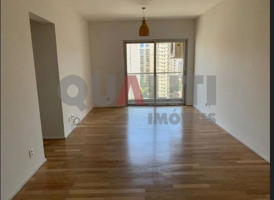 Apartamento para Venda com 76 m², 3 quartos e 2 banheiros em Moema