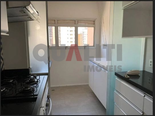 Apartamento para Venda com 76 m², 3 quartos e 2 banheiros em Moema